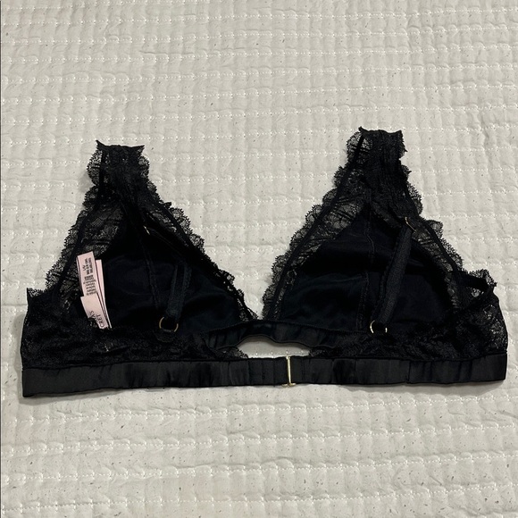 Victoria's Secret Black Lace Bralette - Picture 2 of 5